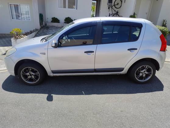 RENAULT SANDERO 1.0 EXPRESSION 16V FLEX 4P MANUAL
